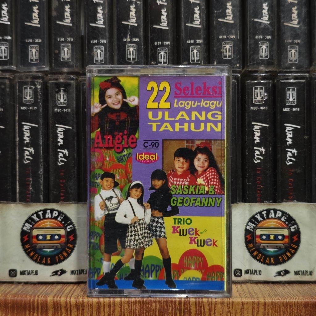 Kaset - 22 Seleksi Lagu-lagu Ulang Tahun - Angie, Saskia & Geofanny, serta Trio Kwek Kwek - Happy Bi