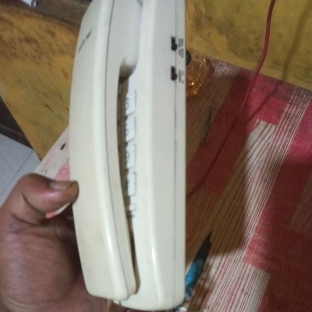 borongan elektronik jadul buat pajangan