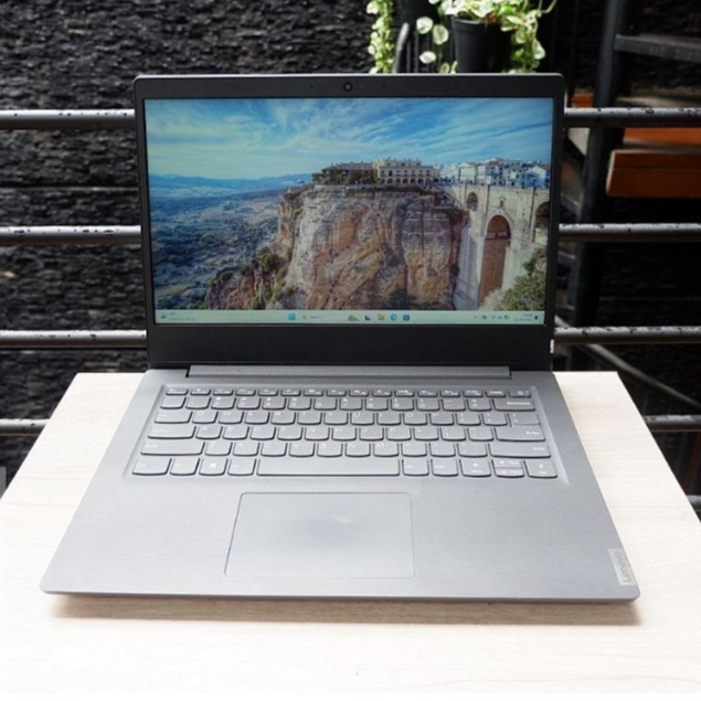 Laptop Lenovo V14-ADA AMD Ryzen 3 3250U Ram 8Gb Ssd 256G Laptop Duduk Ryzen 3 Ryzen 5 Ryzen 7 Siap P