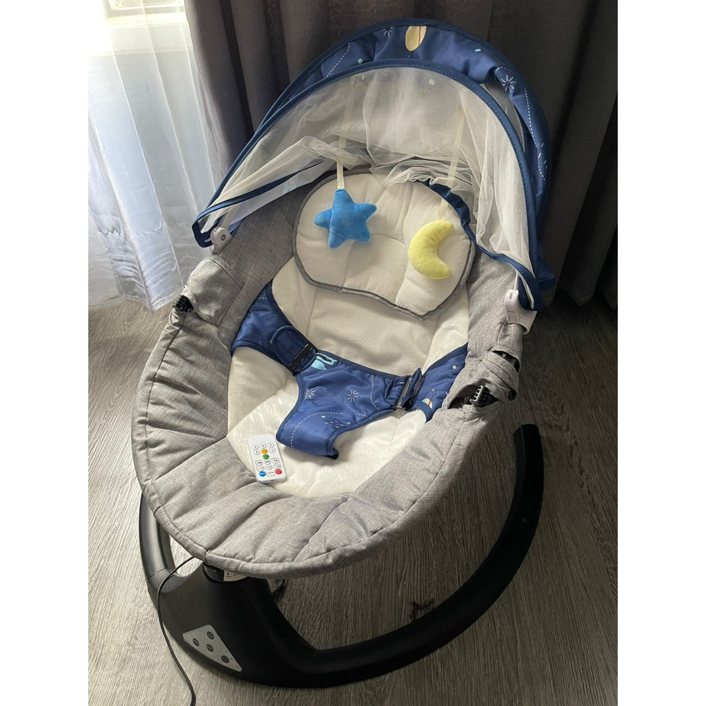 ayunan bayi, baby swing