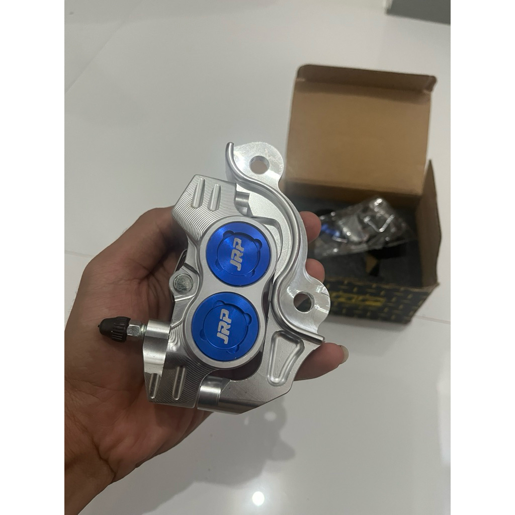 Kaliper depan Mx King 220mm Formula 4Piston JRP Thailand Breket kaliper formula 220mm Mx King Prostr