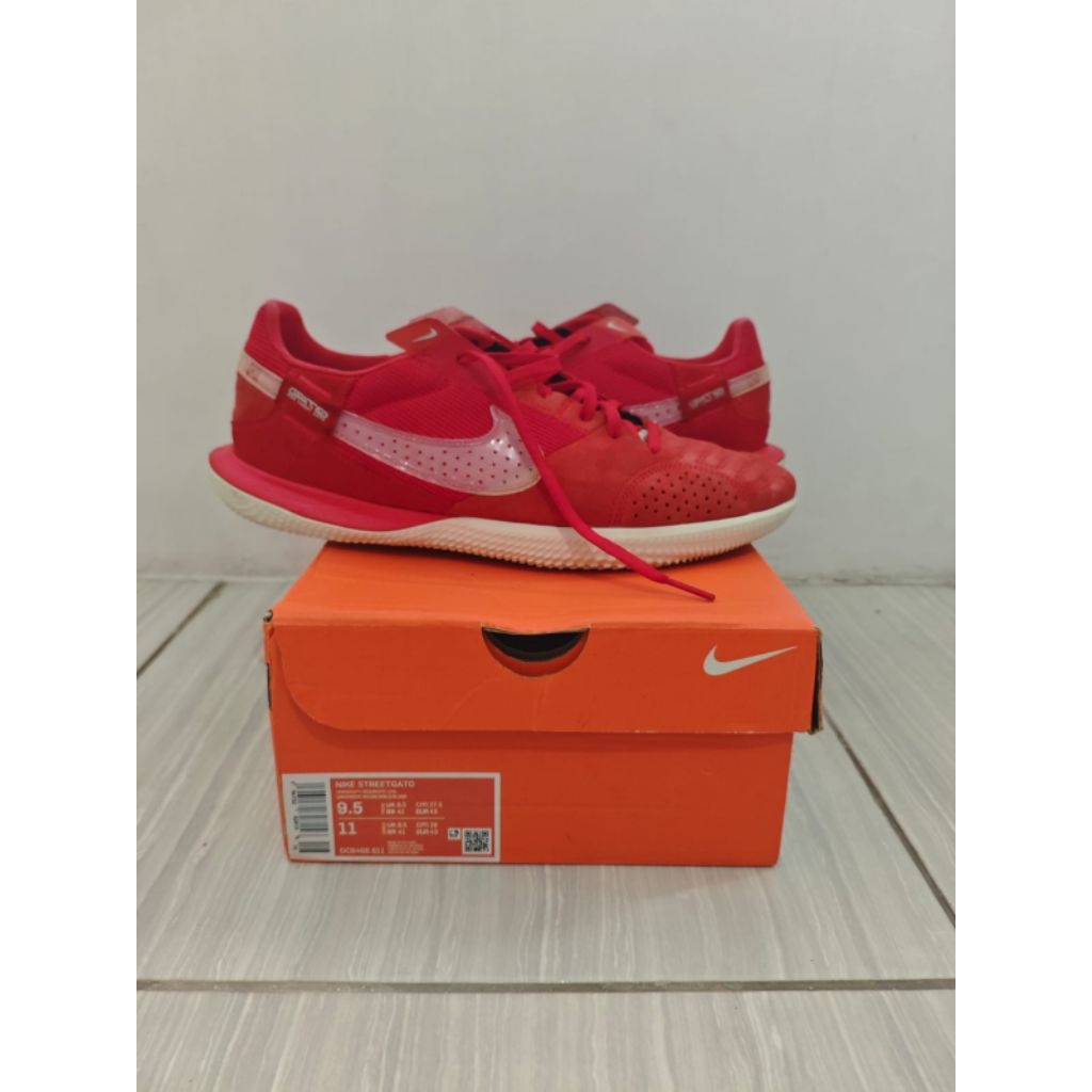 sepatu futsal nongkrong Nike Streetgato Original