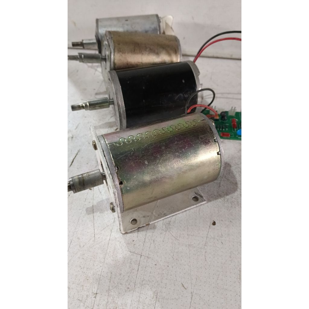 Dinamo GENERATOR PEMBANGKIT LISTRIK PERMANEN MAGNET 230V 800W