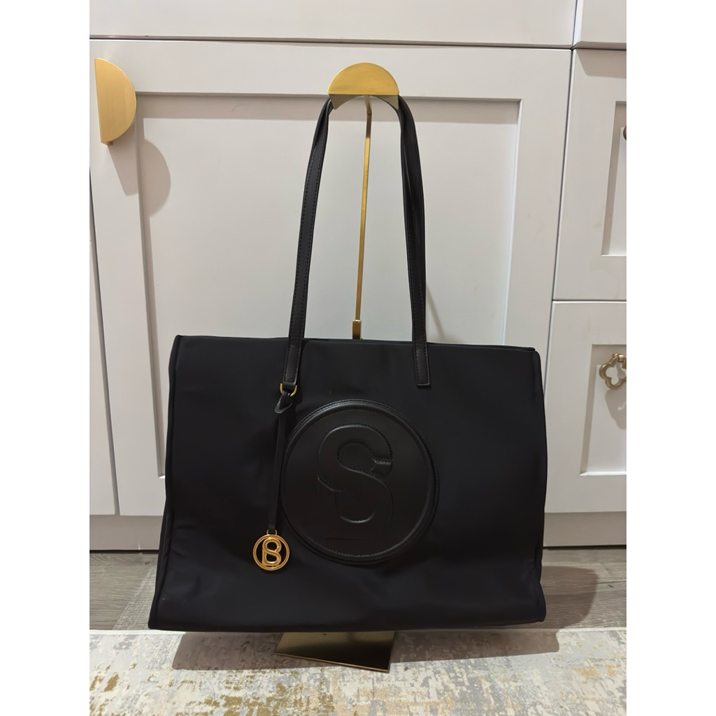 aaliya bag big size preloved buttonscarves
