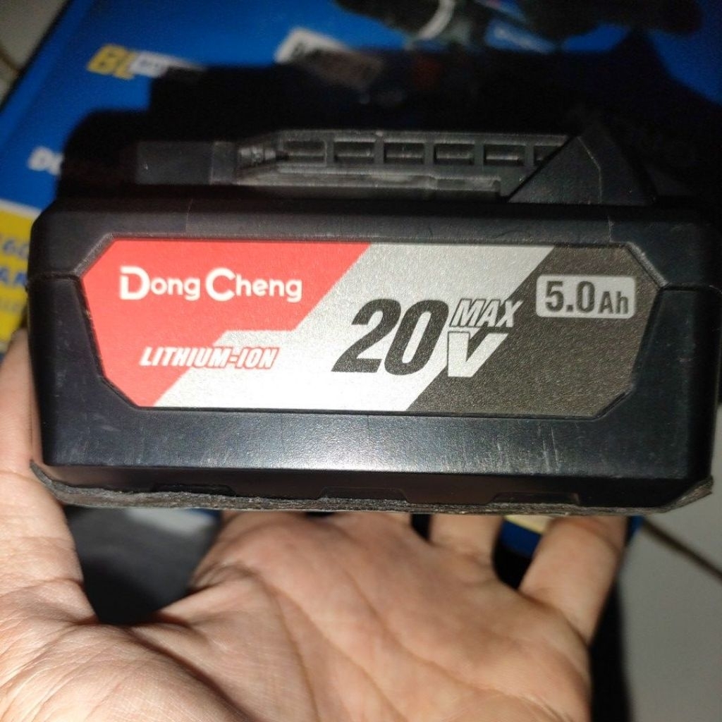 Baterai Dongcheng 4Ah+5Ah bekas