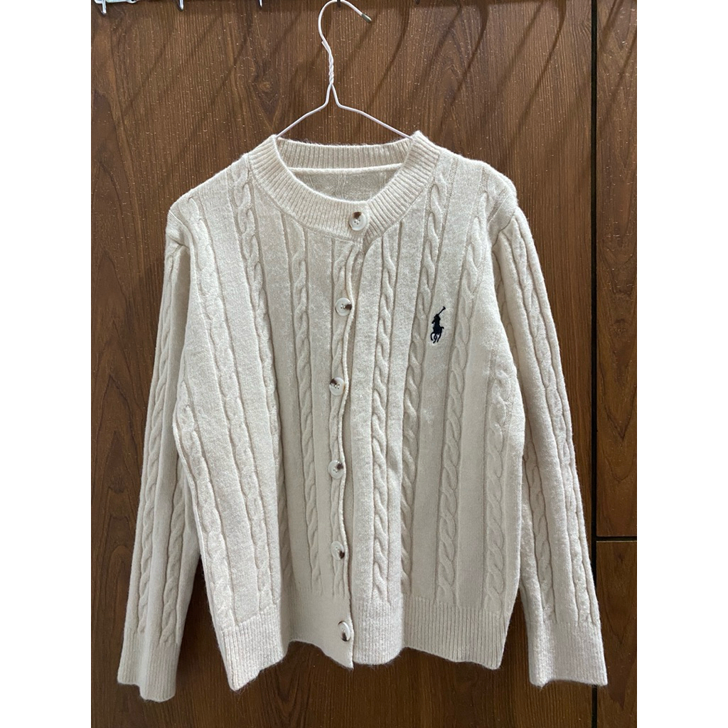 p*lo sweater