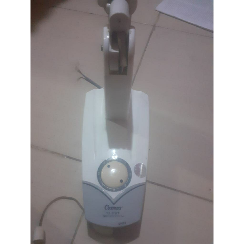 body kipas angin dinding cosmos 12 DWF