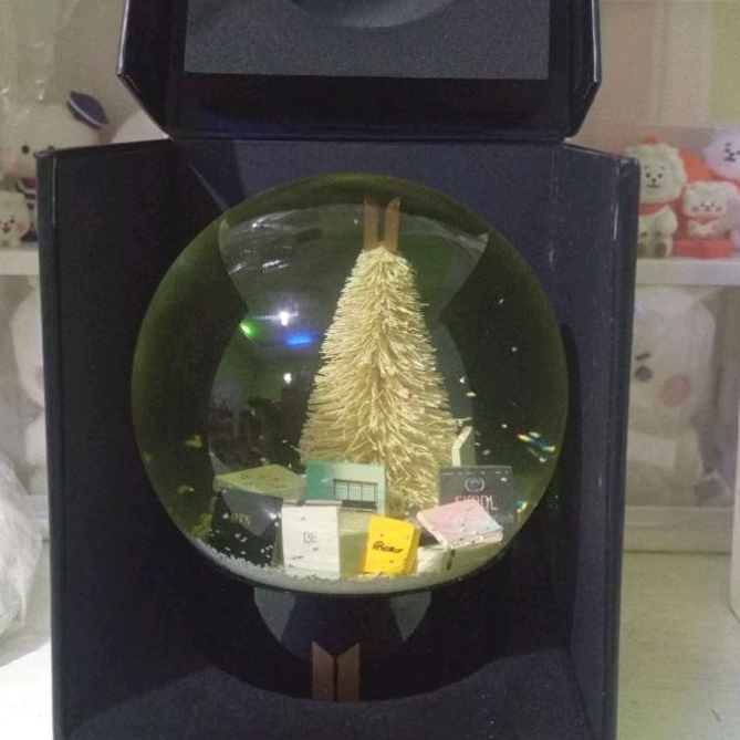 OFFICIAL BTS SNOWBALL SNOW GLOBE MERCH BOX 10