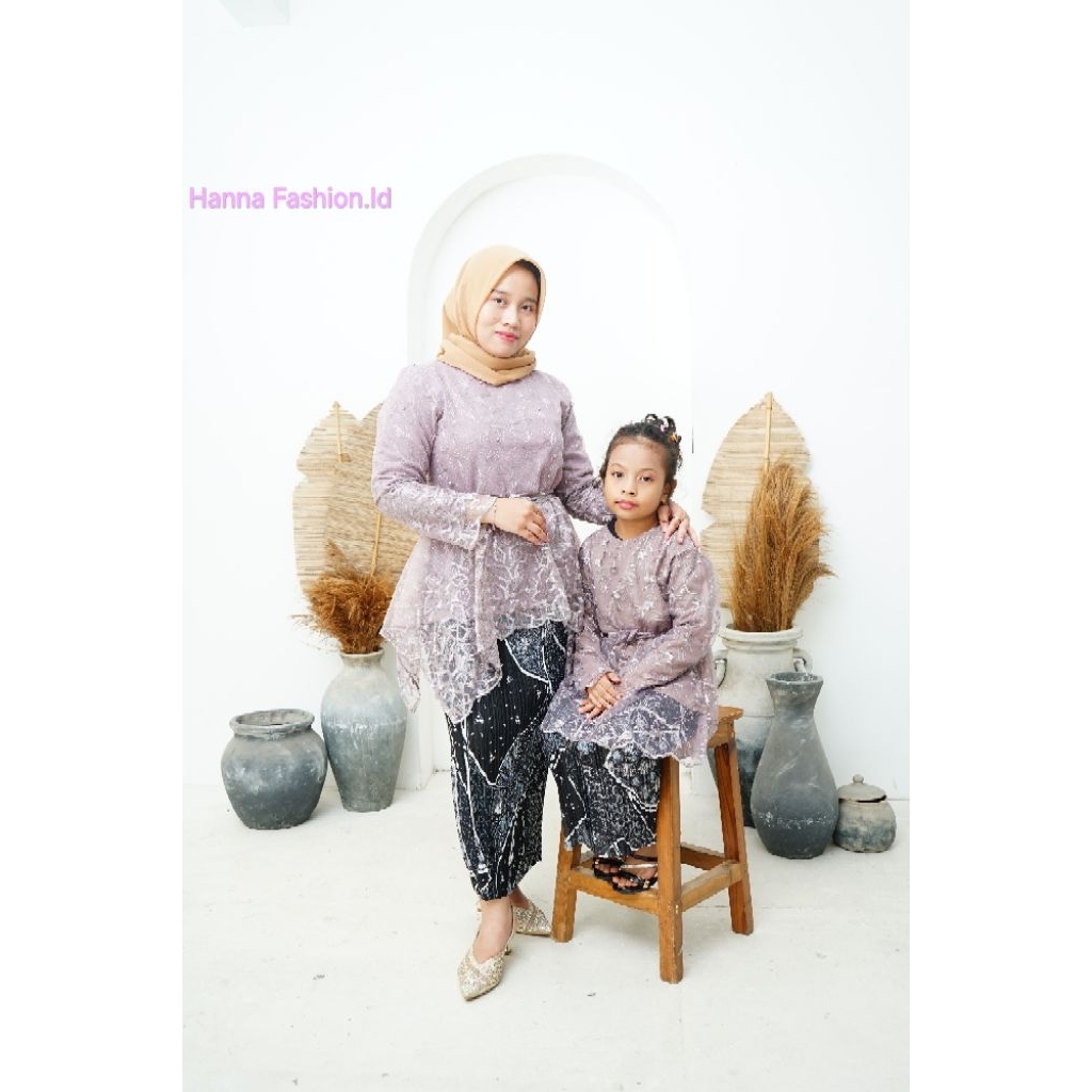 Set Kebaya (ANAK) Waka Waka by HannaFashion.Id, Kebaya Modern Bisa Couple Mom dan Kids
