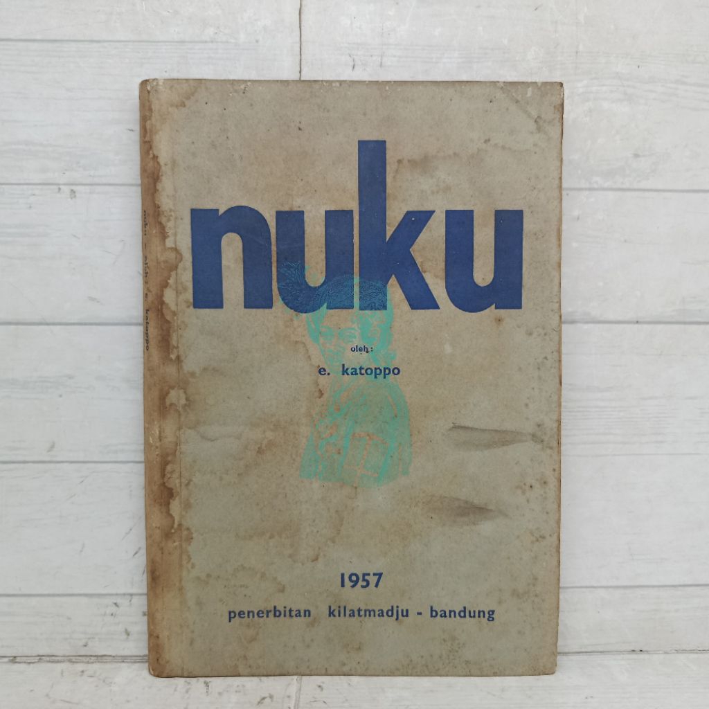 Buku Nuku E. Katoppo 1957 softCover