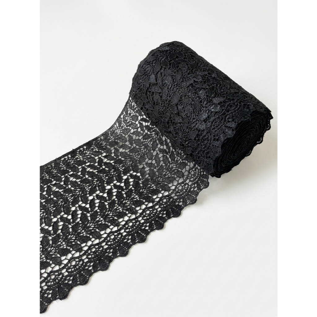 Renda broklat / broklat motif / renda hitam / renda baju / renda bunga per 1 meter