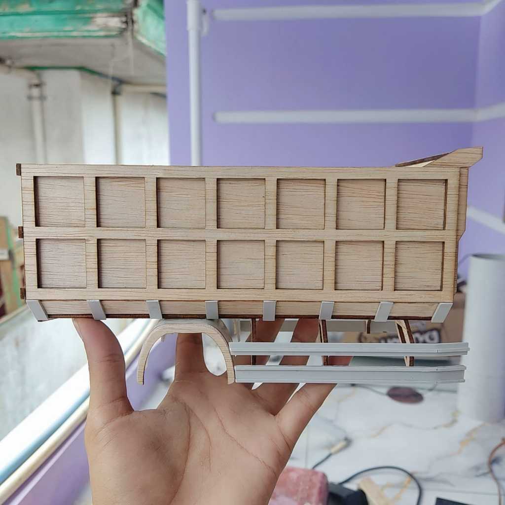 Bak Dump skala truk plastik / 20