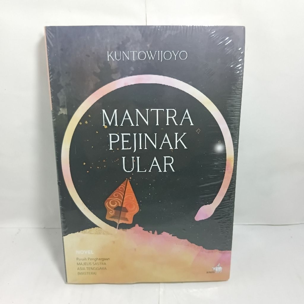 MANTRA PEJINAK ULAR KUNTOWIJOYO