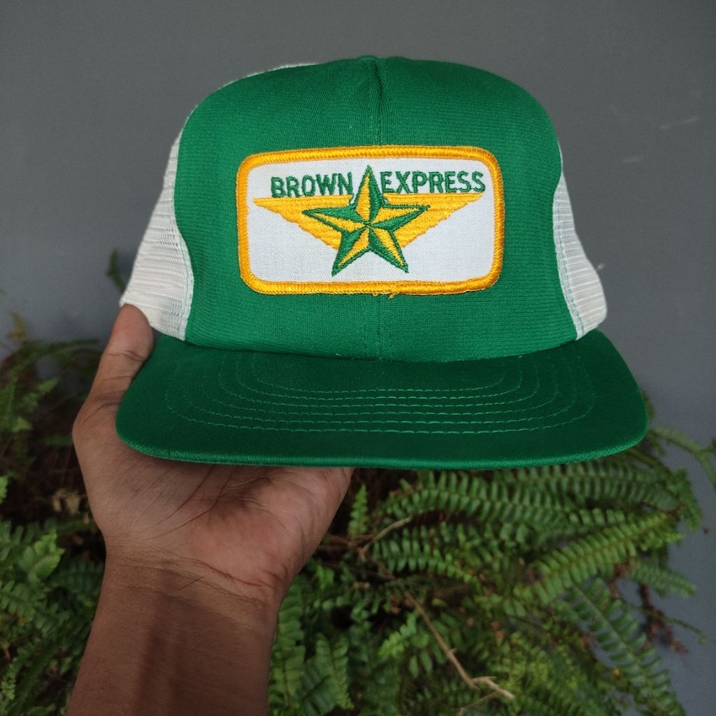 TOPI VINTAGE USA PATCH BROWN EXPRESS TRUCKER