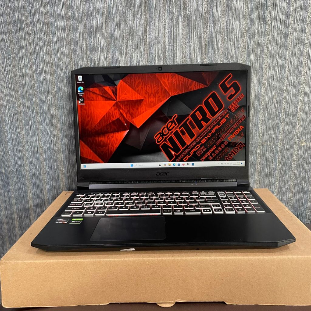 Laptop Acer Nitro 5 AN515-45 Amd Ryzen 5 - 5600H Ram 8Gb/SSD 512Gb Dualvga Nvdia Geforce GTX1650 4Gb