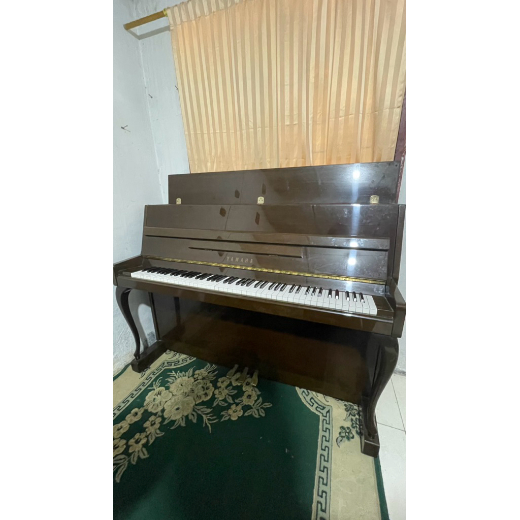 Piano yamaha LU-110-CPPM