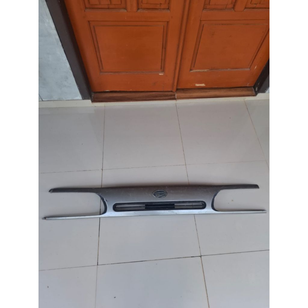 GRILL BUMPER DEPAN DAIHATSU ZEBRA JUMBO ORIGINAL