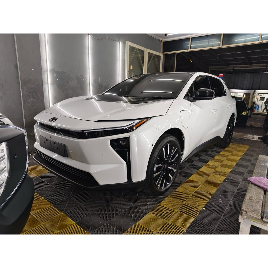 stiker ppf mobil paint protection film 220 mikron TPU garansi 10 tahun