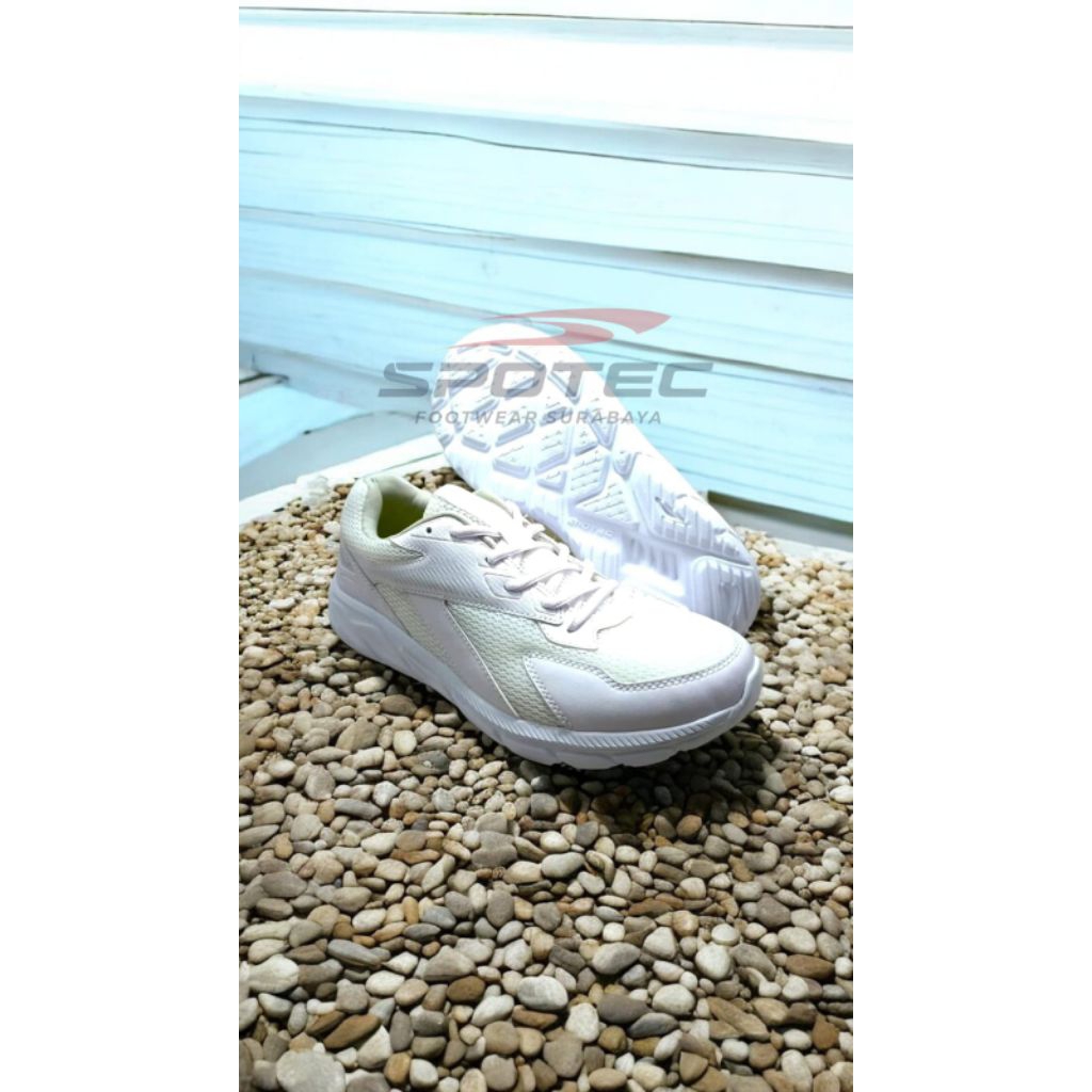 Sepatu sekolah Spotec Walden