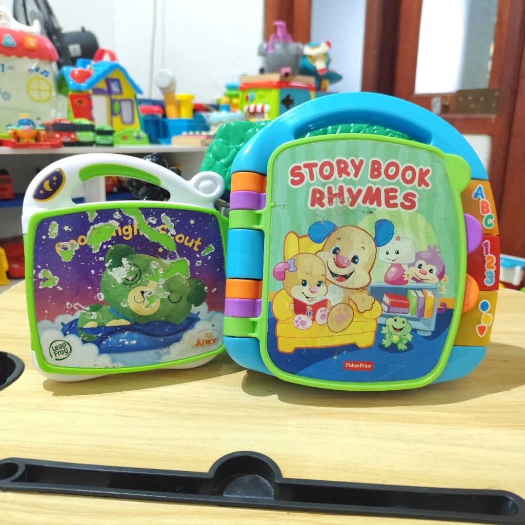 PRELOVED Leapfrog Fisher-Price Soundbook