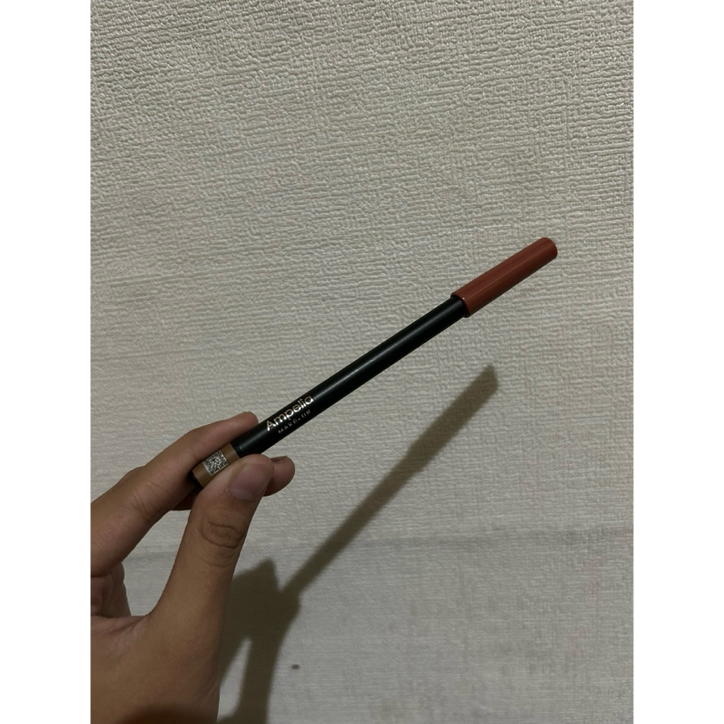 [preloved] #41 lip liner ampelia New