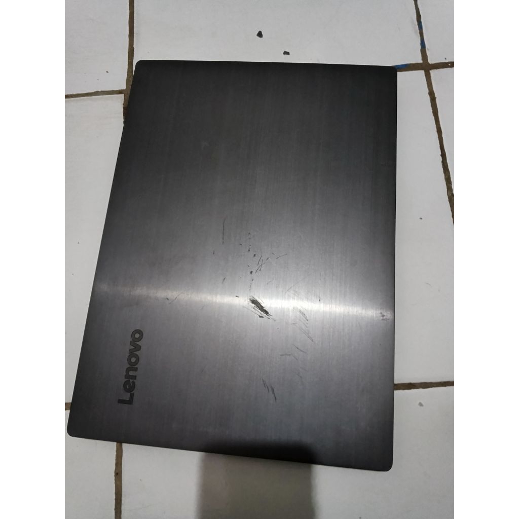 laptop Lenovo v330 core i5 gen 8