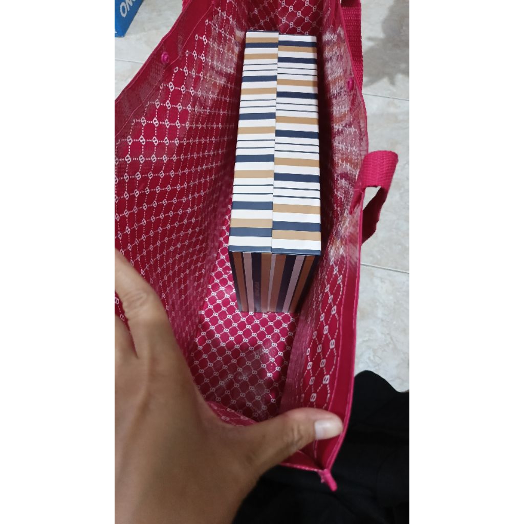 tote bag Buttonscarves