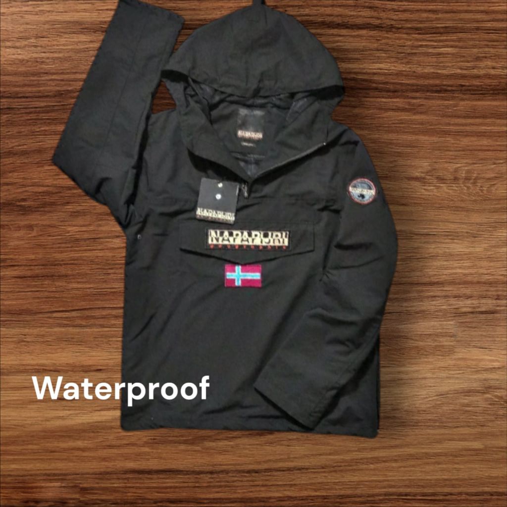 jaket waterproof Napapijr*