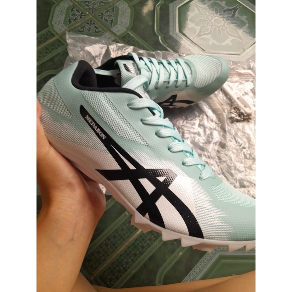 jual sepatu sprint/spikes