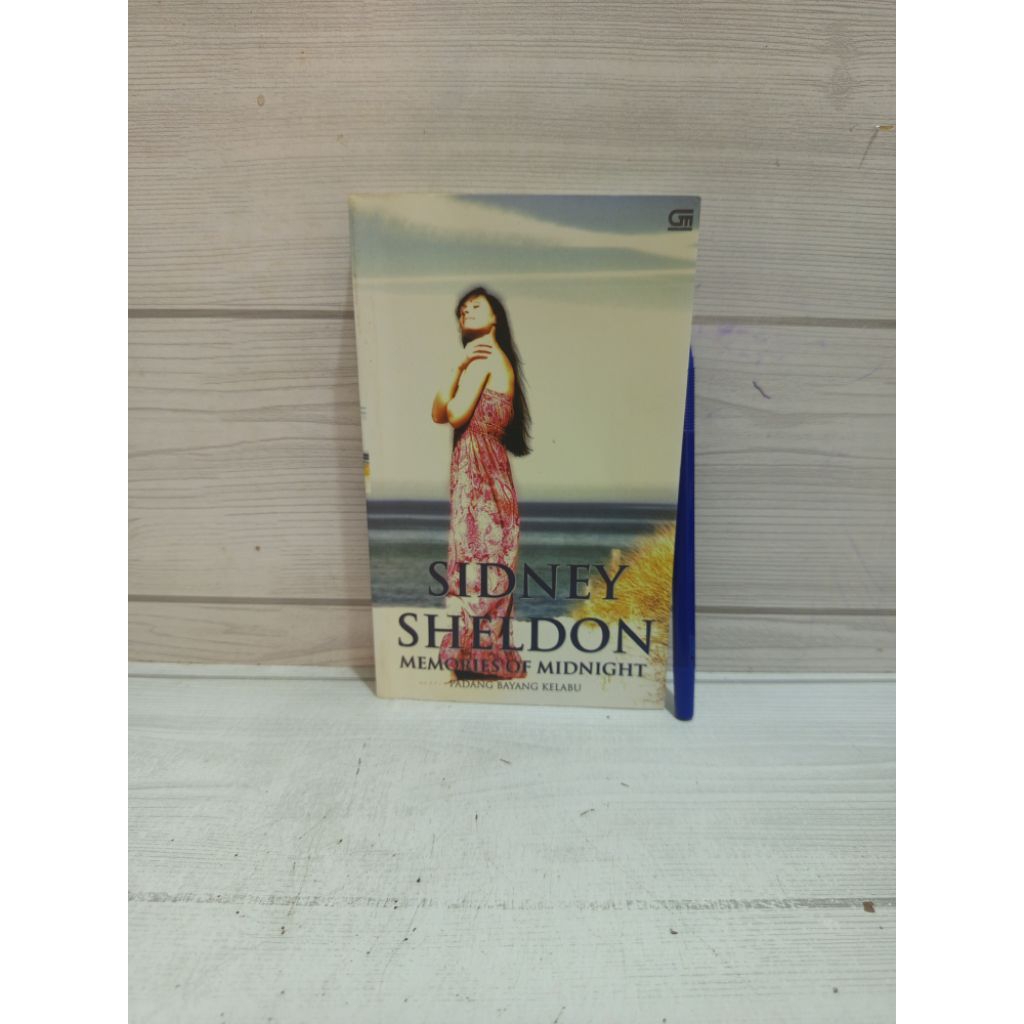Novel original MEMORIES OF MIDNIGHT PADANG BAYANG KELABU BY SIDNEY SHELDON