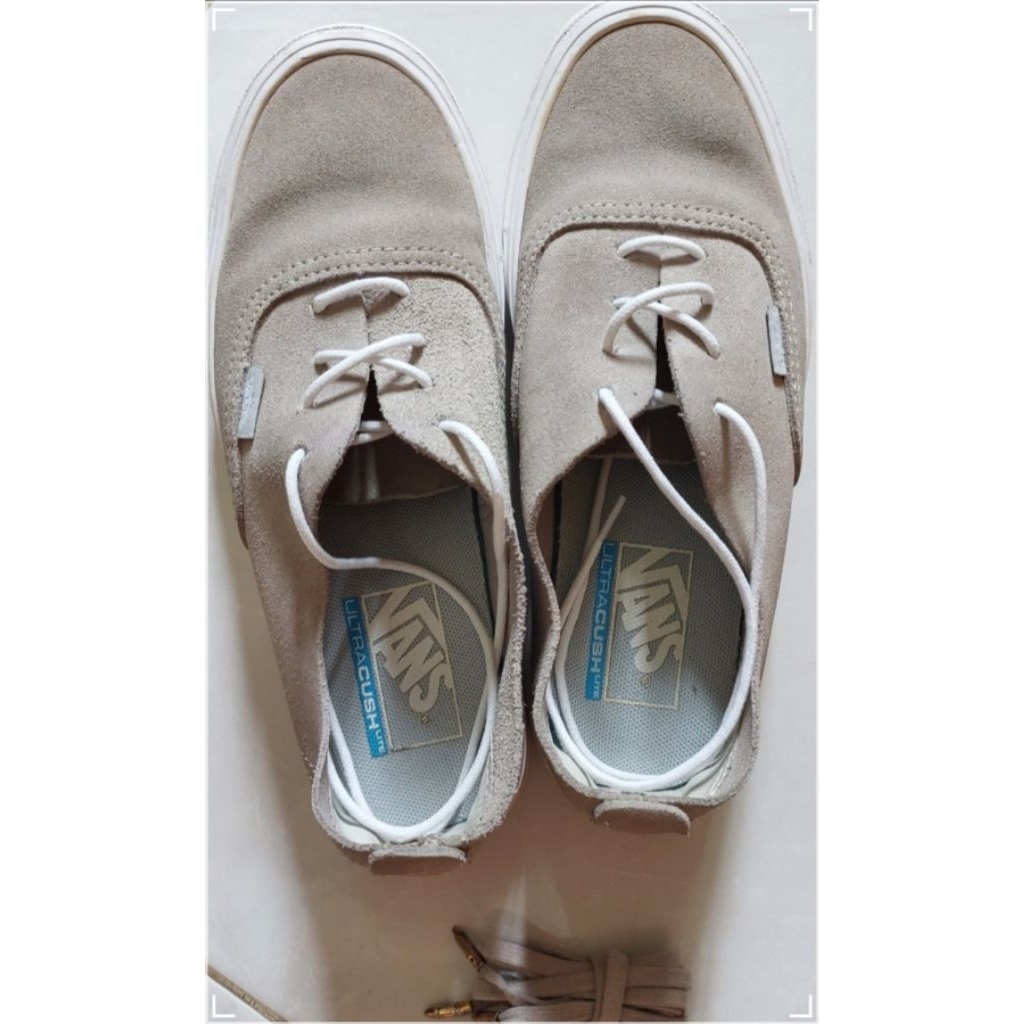 Vans Authentic Suede (preloved)
