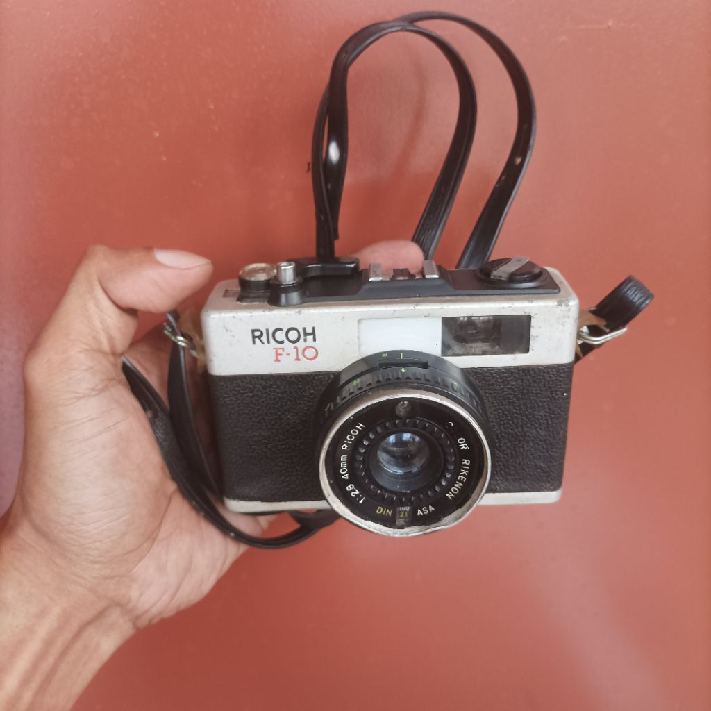 kamera film analog ricoh F-10