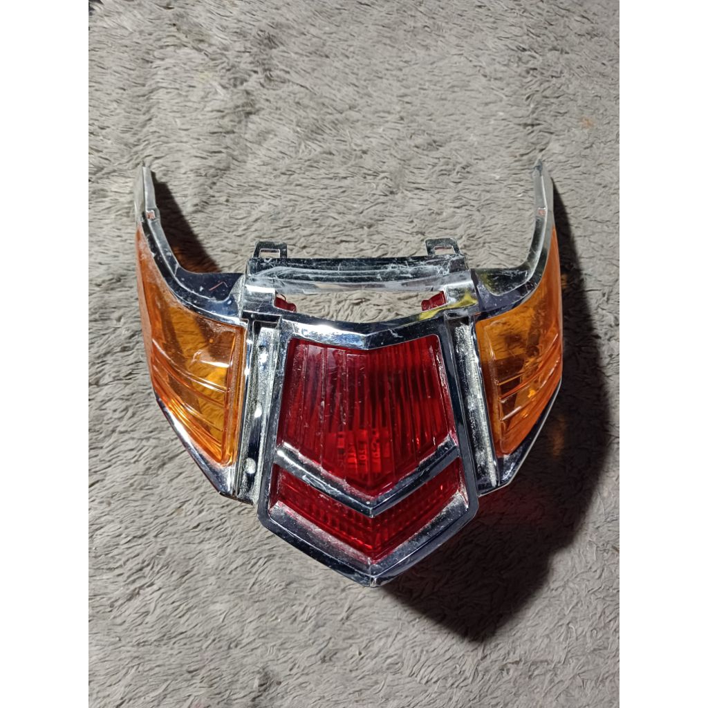 Daleman Mika Merah Lampu Belakang Xeon GT Karbu
