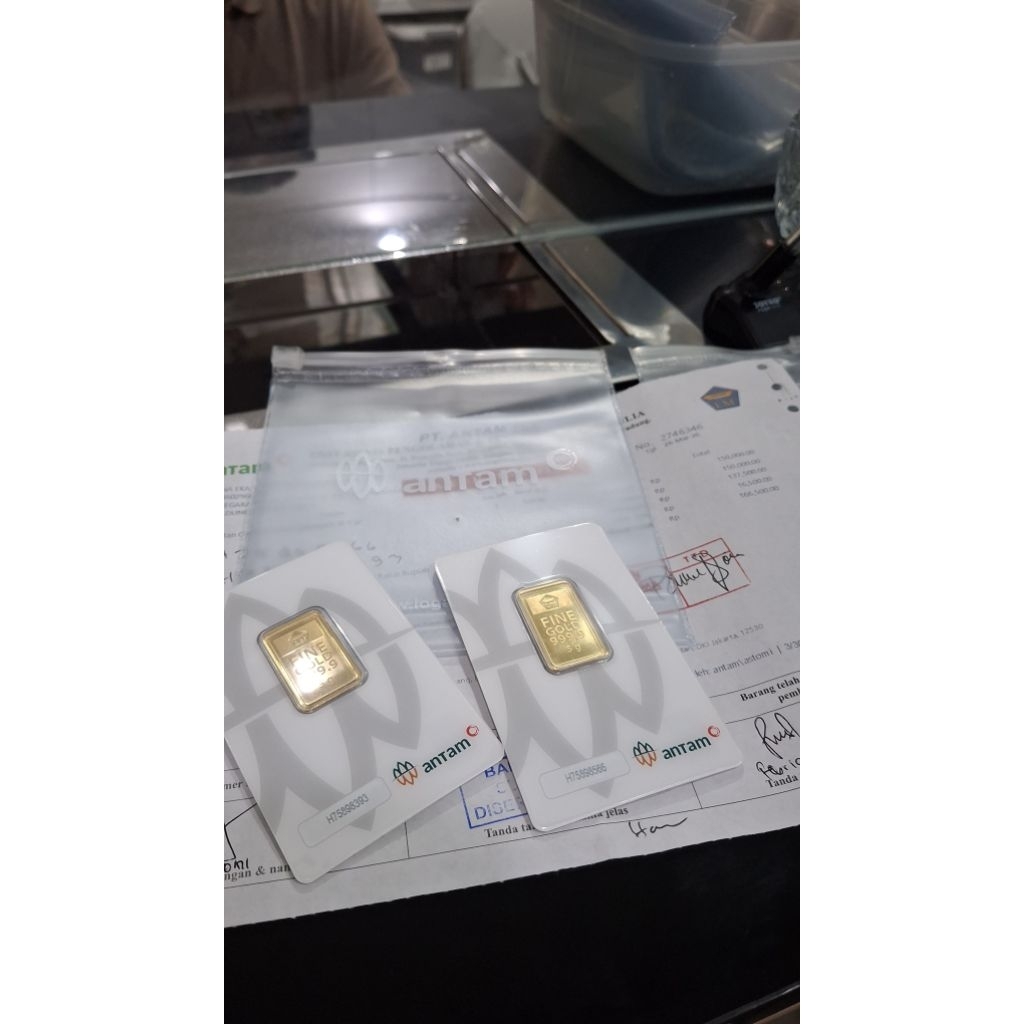 emas antam 10gr