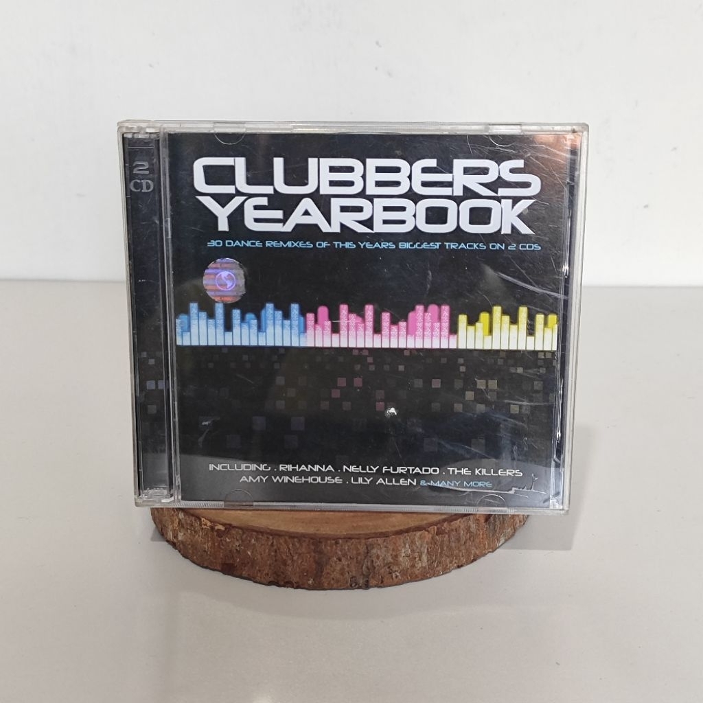 CD clubbers yearbook EDM