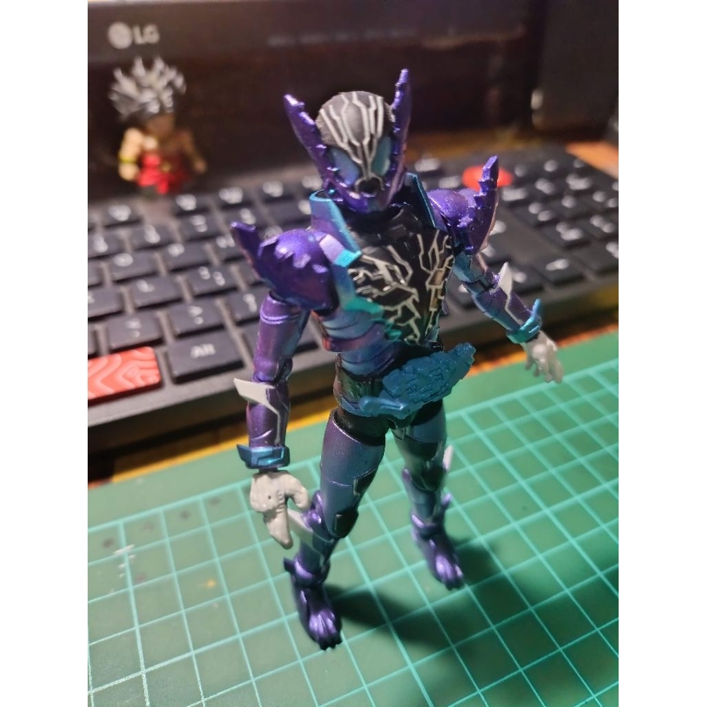Shodo Outsider 07 Kamen Rider Rogue BIB