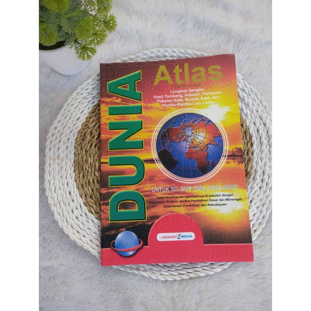 Atlas Dunia Besar 38 Provinsi - Lengkap dengan Peta dan Informasi Budaya