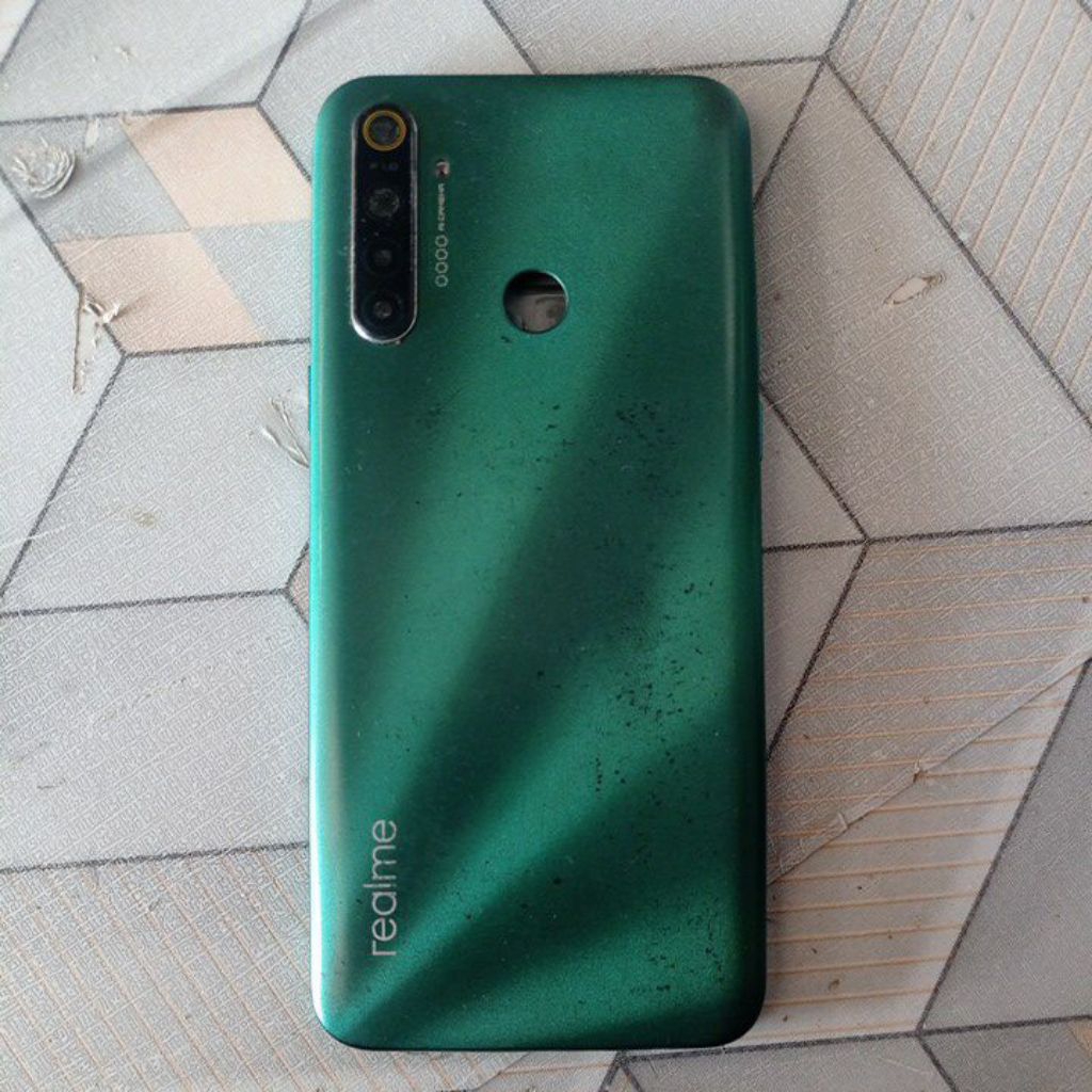 LCD REALME 5i BEKAS