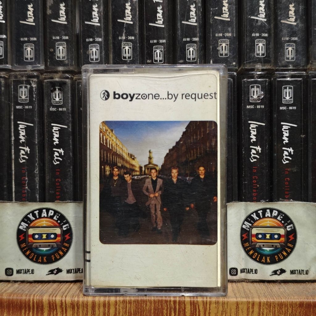Kaset - Boyzone - By Request - Radio Tape - Kaset Pita - Radio - Pemutar Kaset - Retro - Classic - C