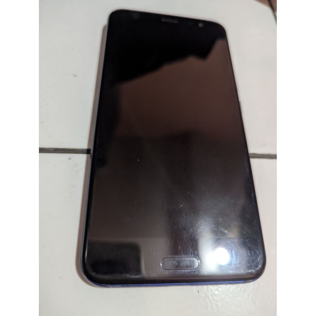 LCD HTC U11