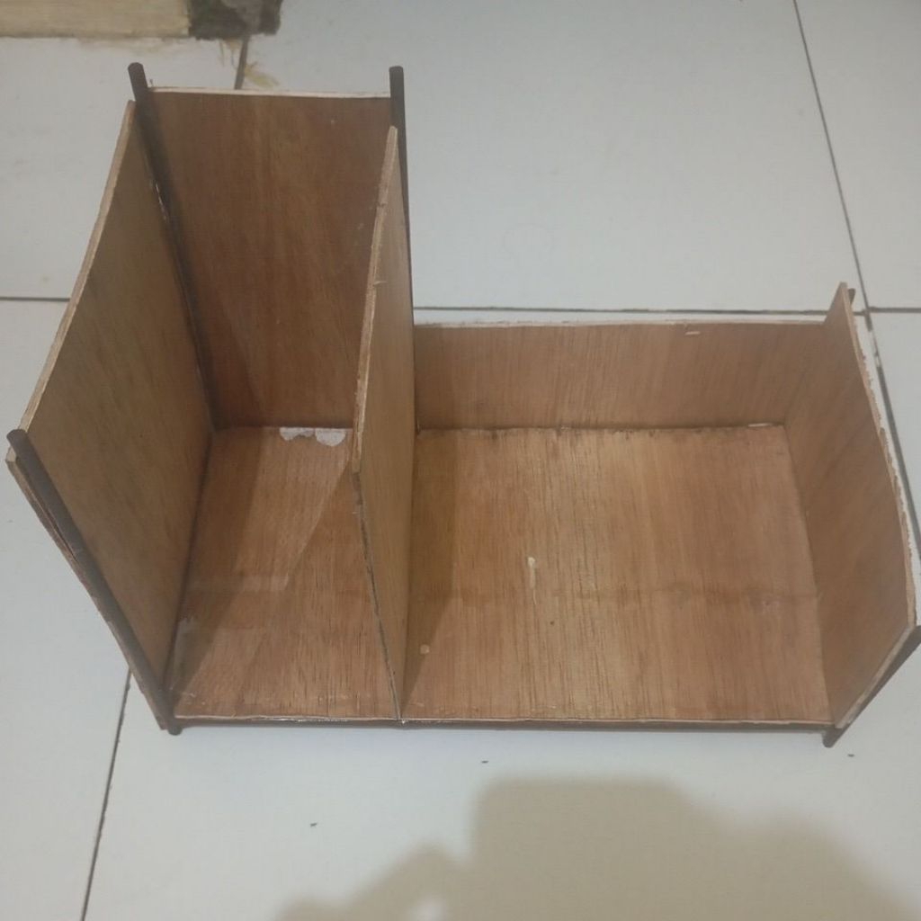 Rak Meja Kecil
