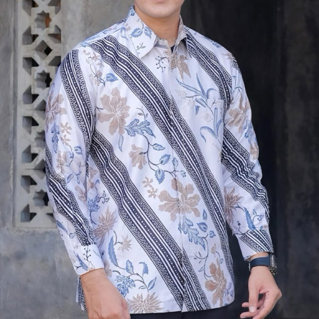 Kemeja Batik Tulis Pria Kain Satin Lengan Panjang Dalam Lapis Furing Motif Lurik Hitam Bungan coklat