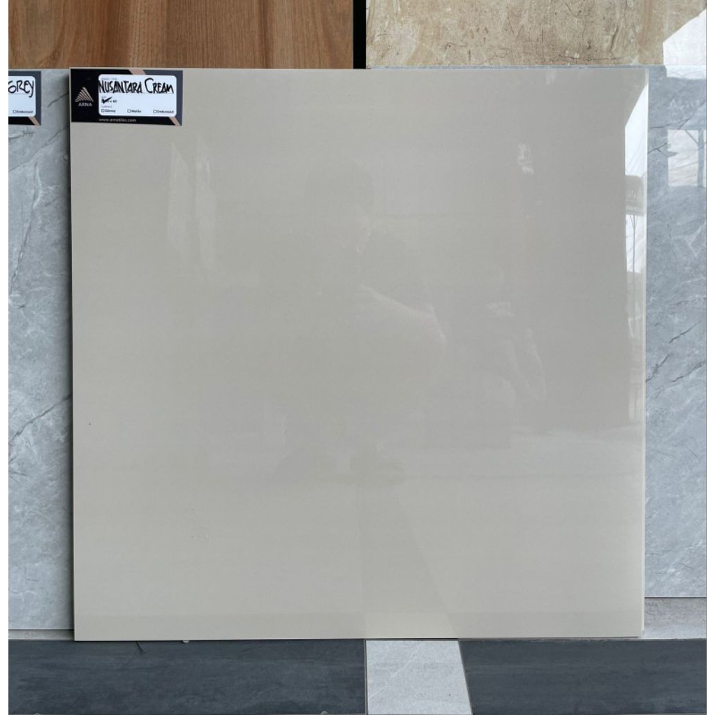 GRANITE LANTAI 60X60 CREAM POLOS | NUSANTARA CREAM | GLAZED POLISHED BY ARNA