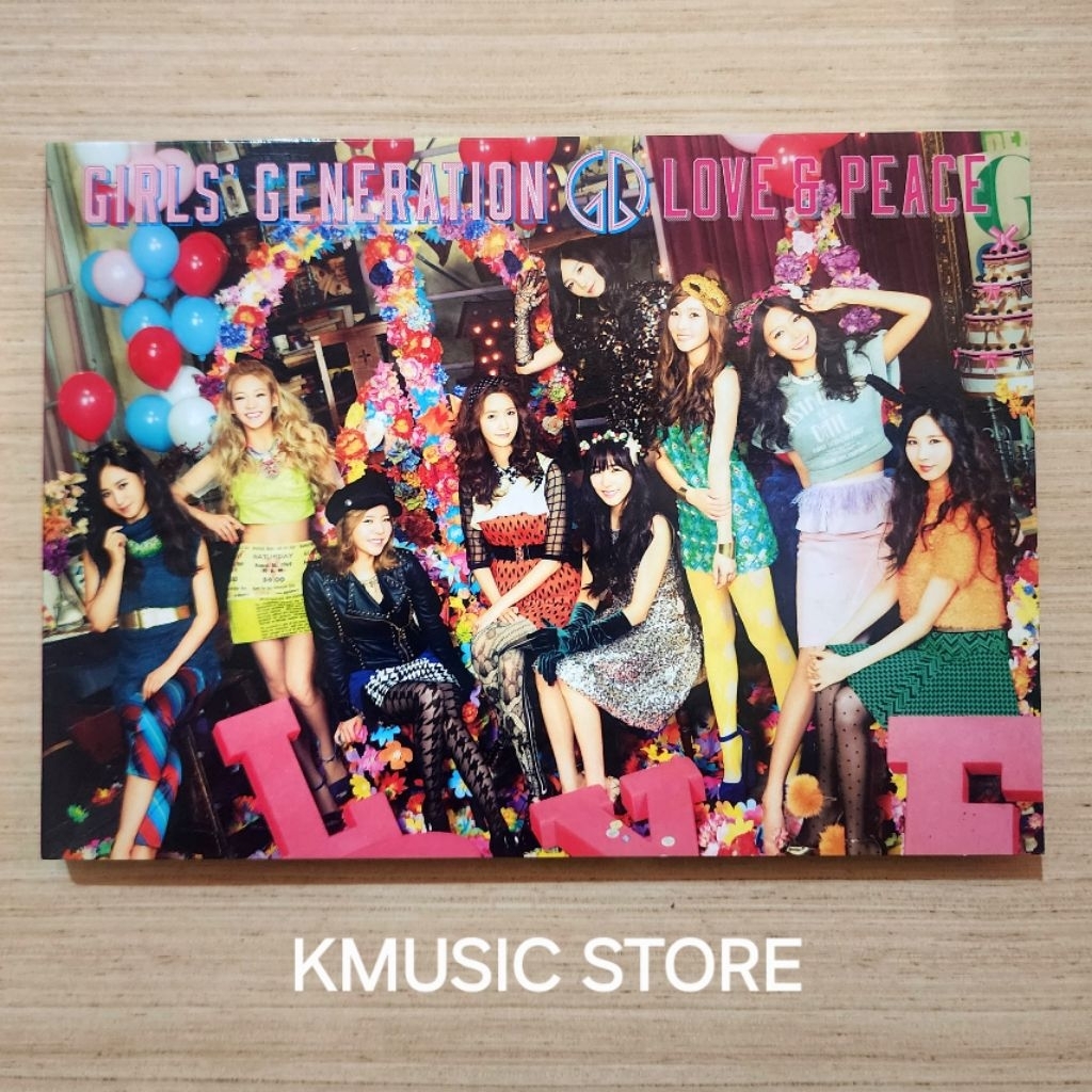 GIRLS GENERATION / SNSD ALBUM Love and Peace