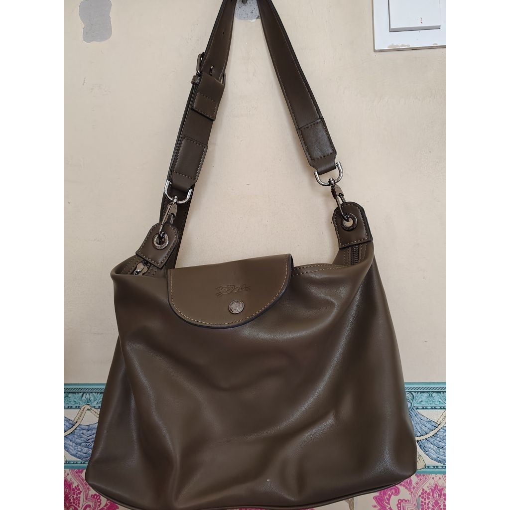 TAS LC CUIR KULIT ASLI