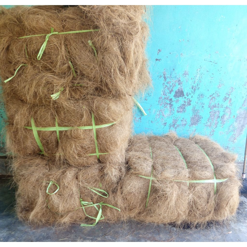 serabut kelapa cocofiber 1 kg..
