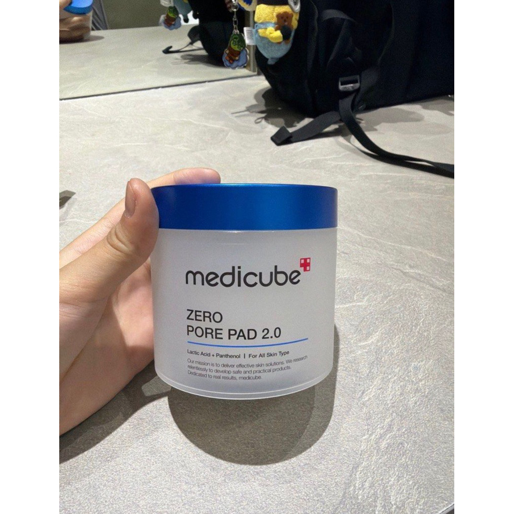 medicube zero pore pad