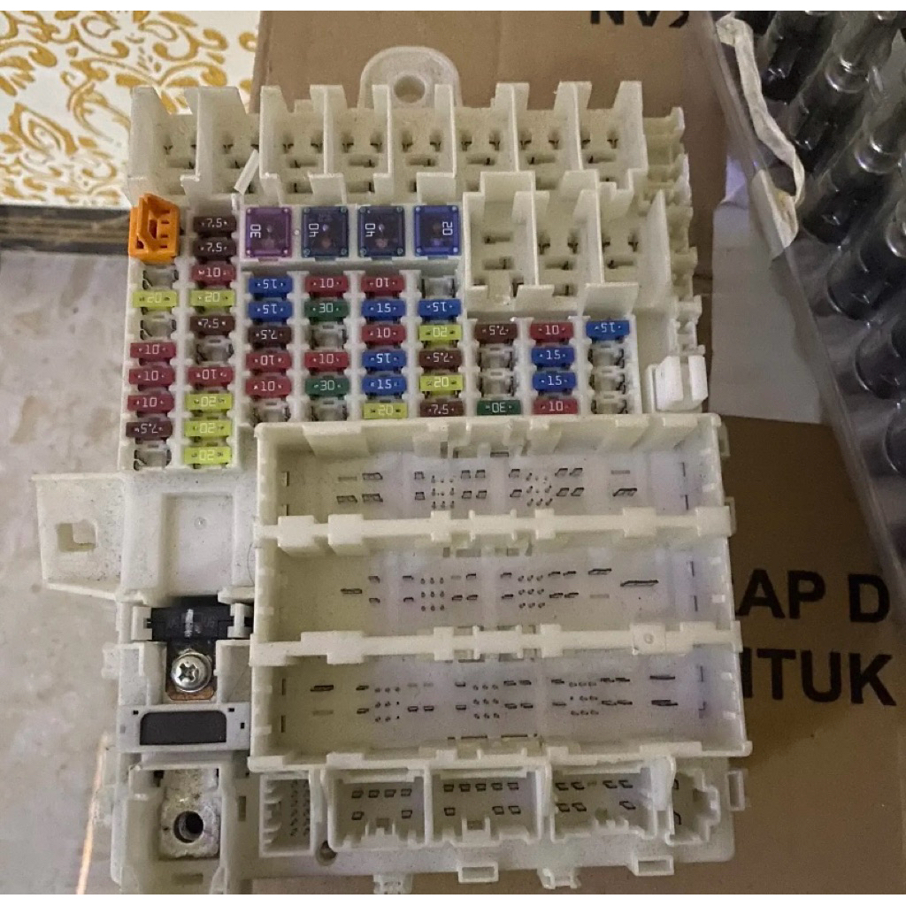 MICU BCM FUSE BOX SEKRING HONDA FREED PSD ORIGINAL T330