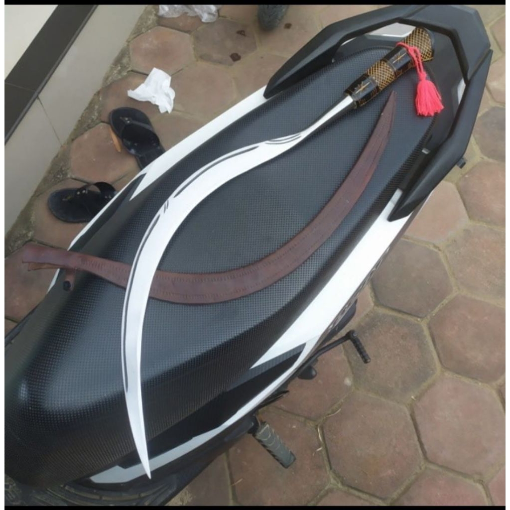CR 01 SUPER JUMBO MODEL BULU AYAM COD SE INDONESIA