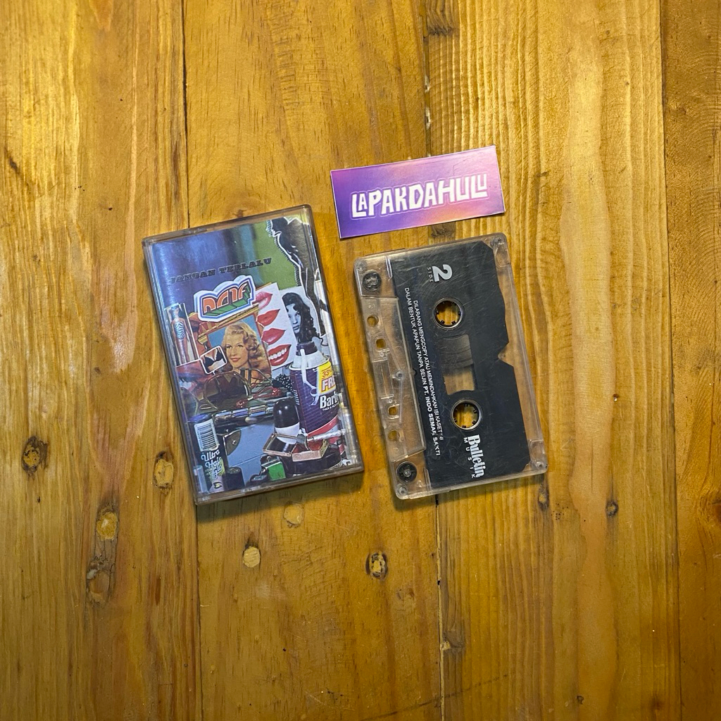 Kaset Pita Naif - Jangan Terlalu